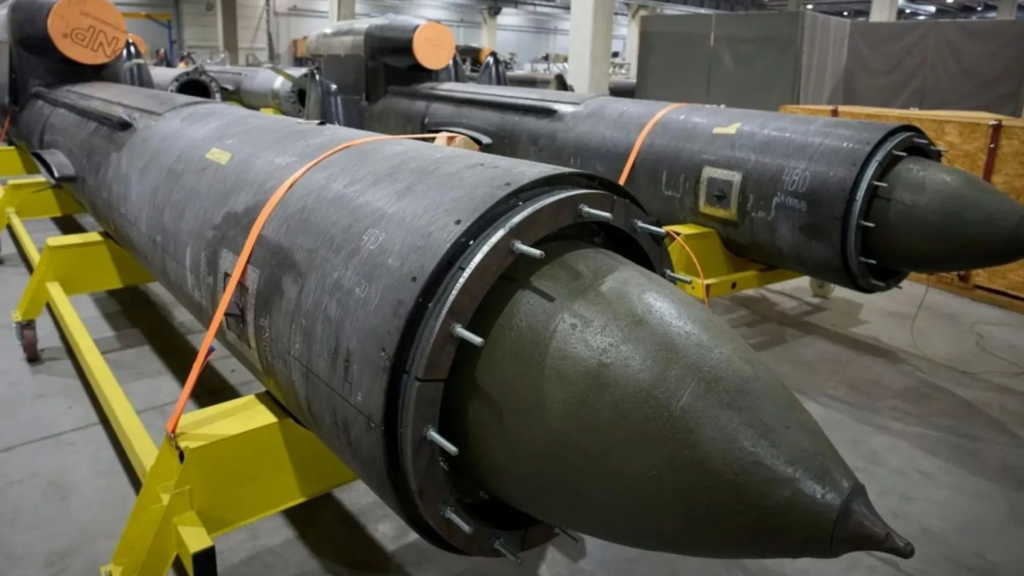 FP-7 — нова українська балістична ракета: характеристики, дальність до 300 км і чим вона схожа на ATACMS
