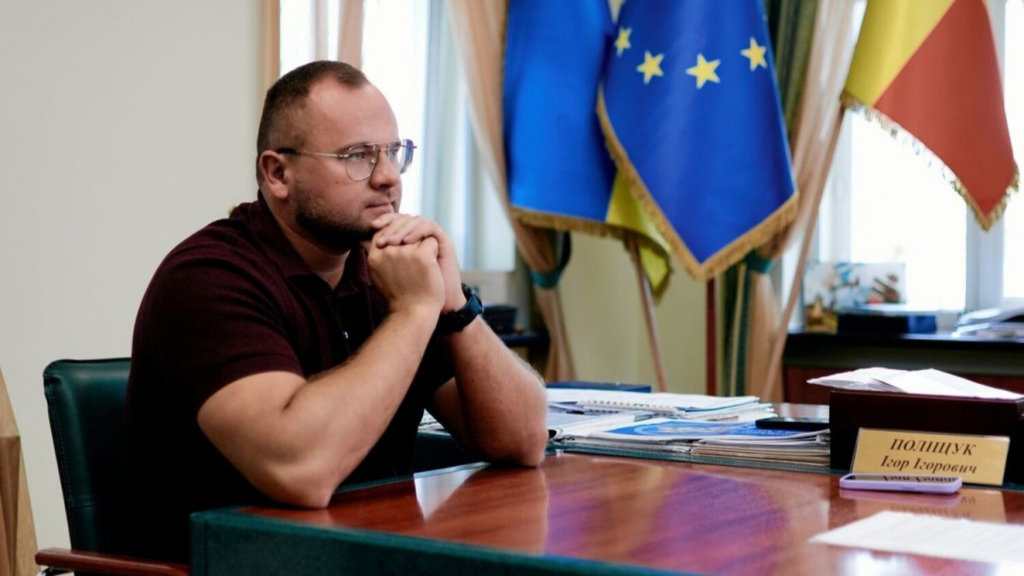 Відставка мера Луцька Поліщука що відомо про причини рішення, аудит, НАБУ, дружину та дітей