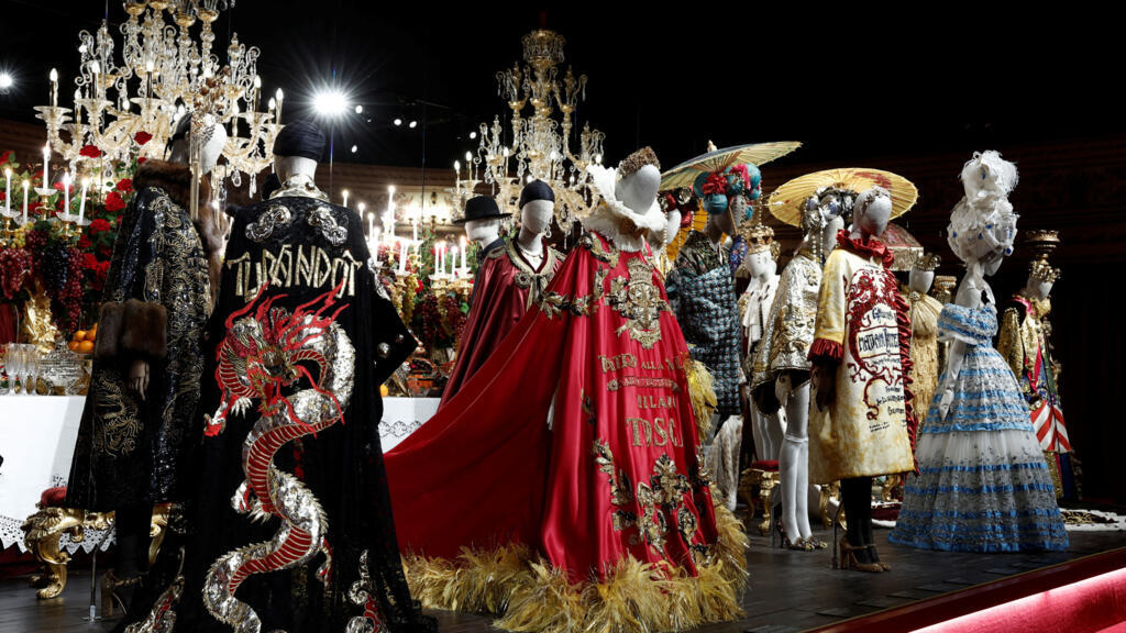 Стефано Габбана залишив посаду голови Dolce & Gabbana: хто він, біографія і чому пішов