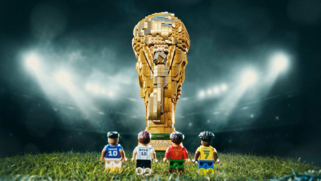 Нові LEGO фігурки футболістів 2026: ціна, де купити набори з Мессі, Роналду, Мбаппе та Вінісіусом