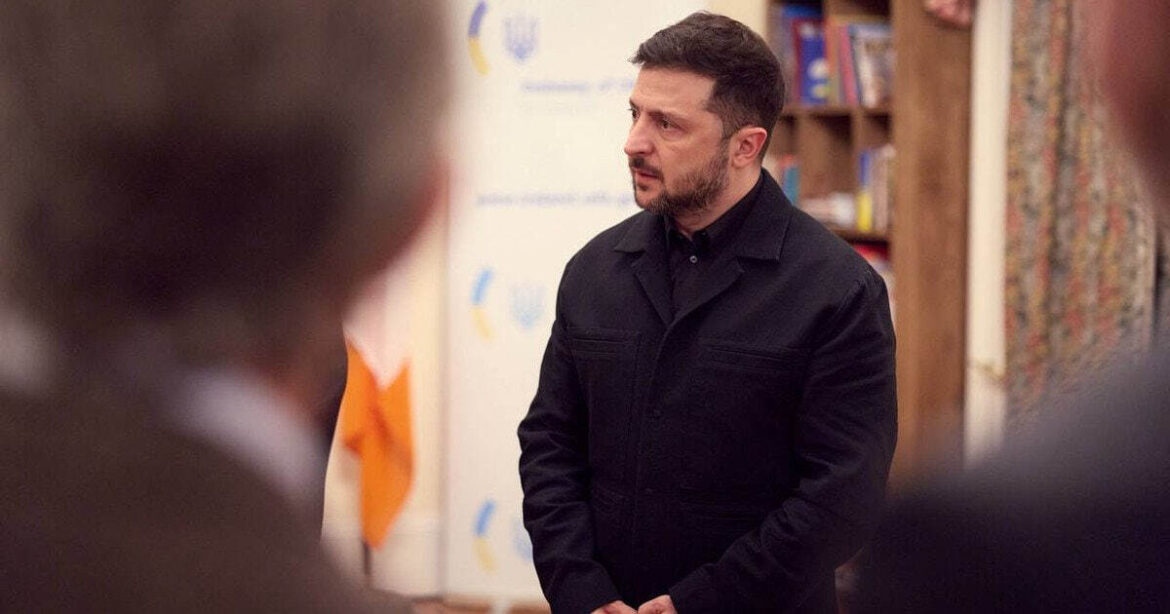 Зеленський змінює курс щодо США: що The Atlantic пише про нову стратегію України