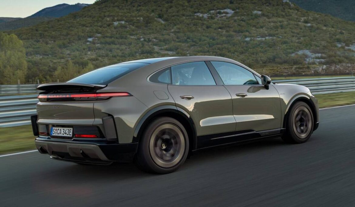 Новий Porsche Cayenne Coupe Electric розкрив головні деталі: скільки коштує, які комплектації, запас ходу і характеристики двигуна