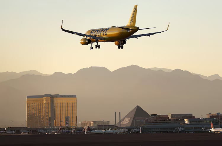 Spirit Airlines stellt Betrieb ein: Alle Flüge gestrichen — was Passagiere jetzt mit ihren Tickets tun müssen
