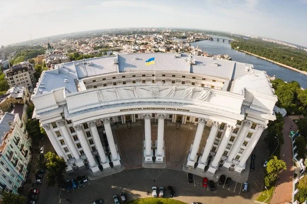 Удар по Києву 24 травня: пошкоджені МЗС, музей “Чорнобиль”, театри й храми