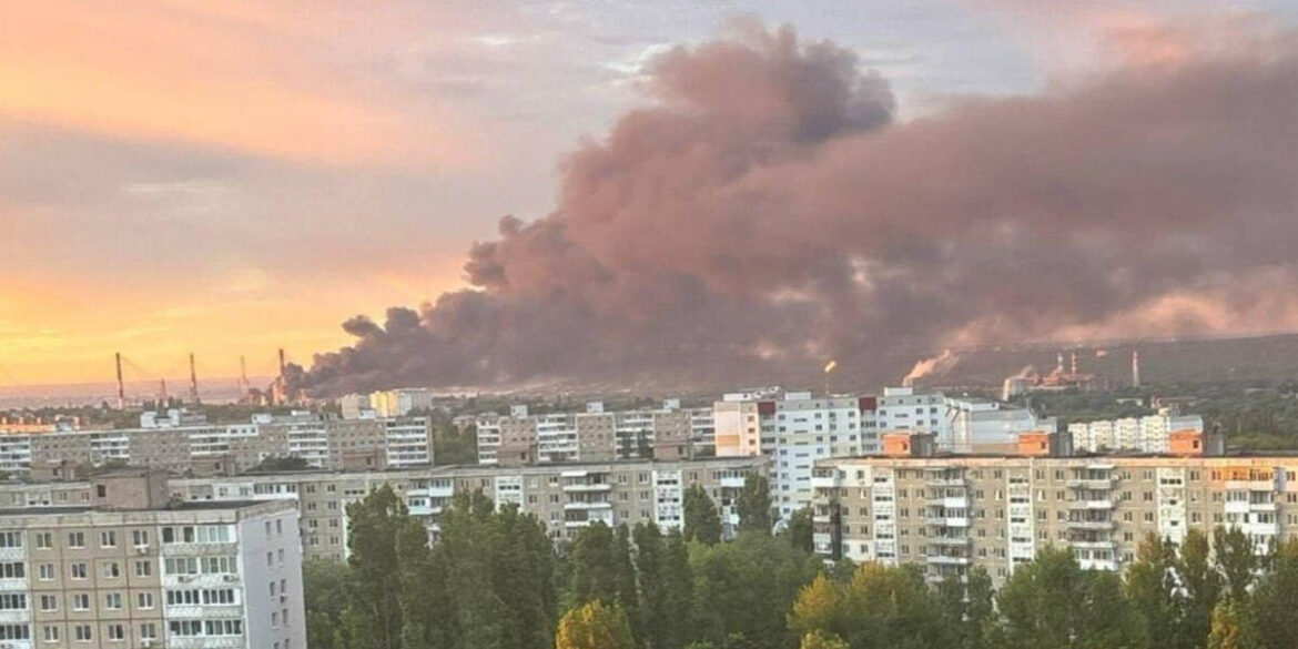 Генштаб підтвердив удар по Саратовському НПЗ: які об’єкти РФ уражено 31 травня