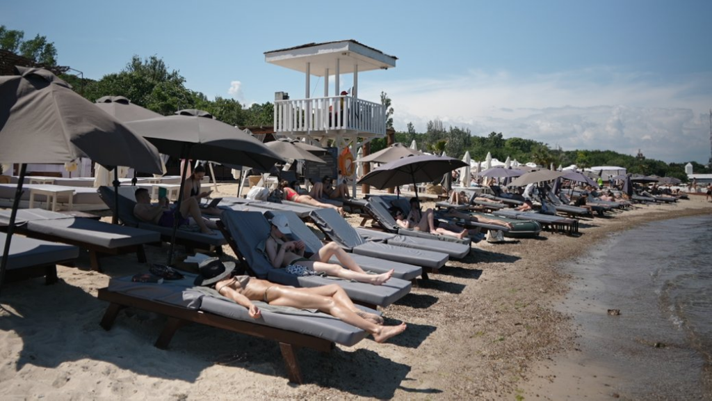 Пляжі Одеси 2026: де офіційно можна купатися і що перевірити перед відпочинком