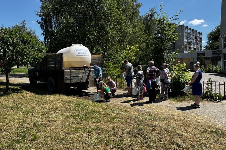 Вода в Сумах після атаки 2 липня: де набрати, як працює підвіз і коли буде подача
