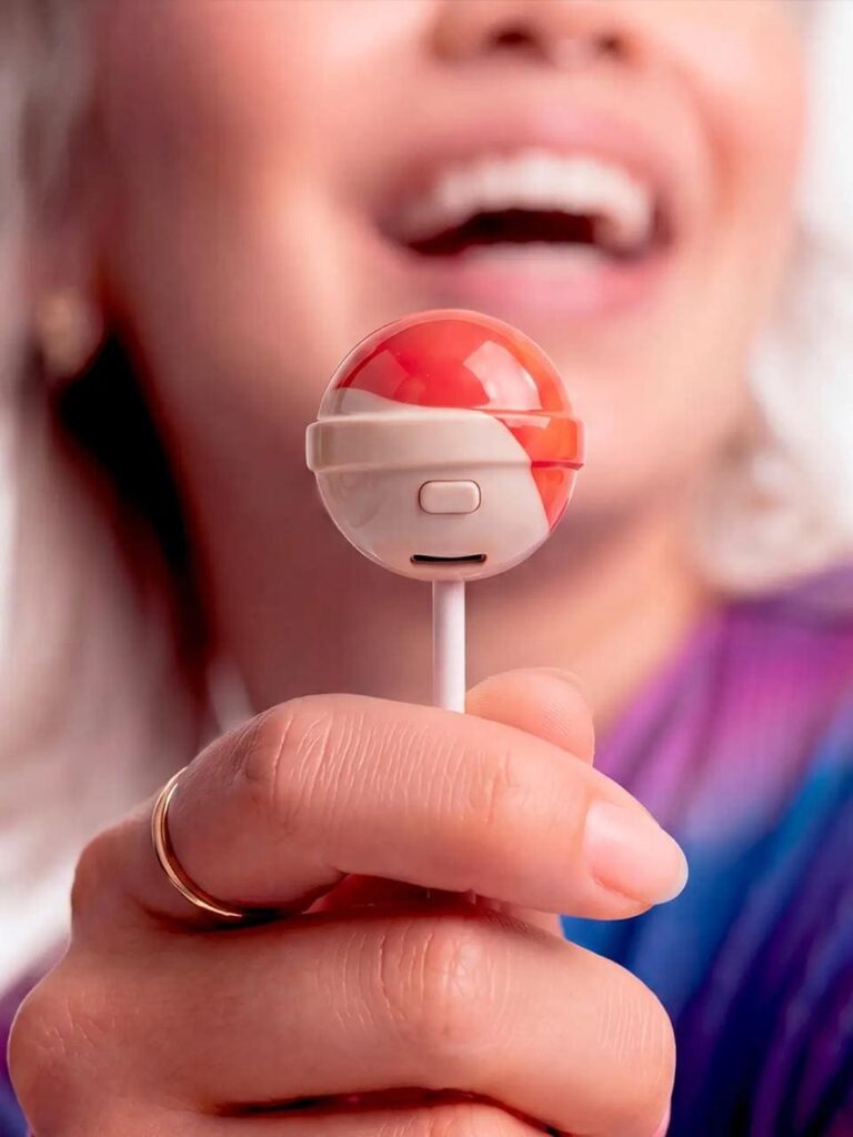 Chupa Chups перетворив льодяник на мікрофон: як працює Lollipop Mic, яка ціна та чи буде він у продажі