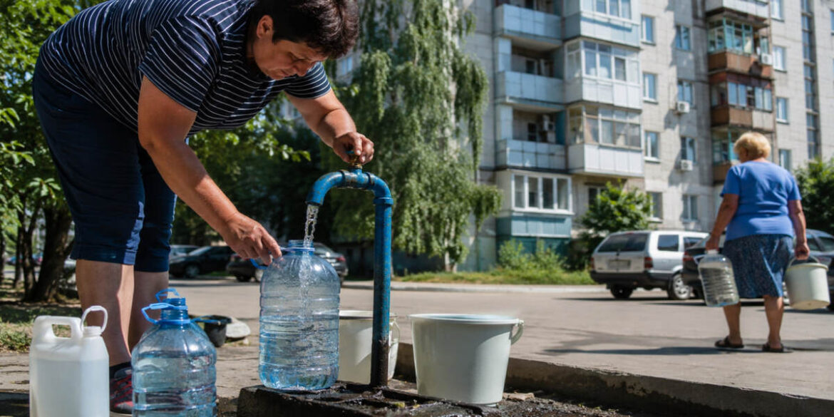 У Дергачах воду подаватимуть тричі на день: точний графік і райони