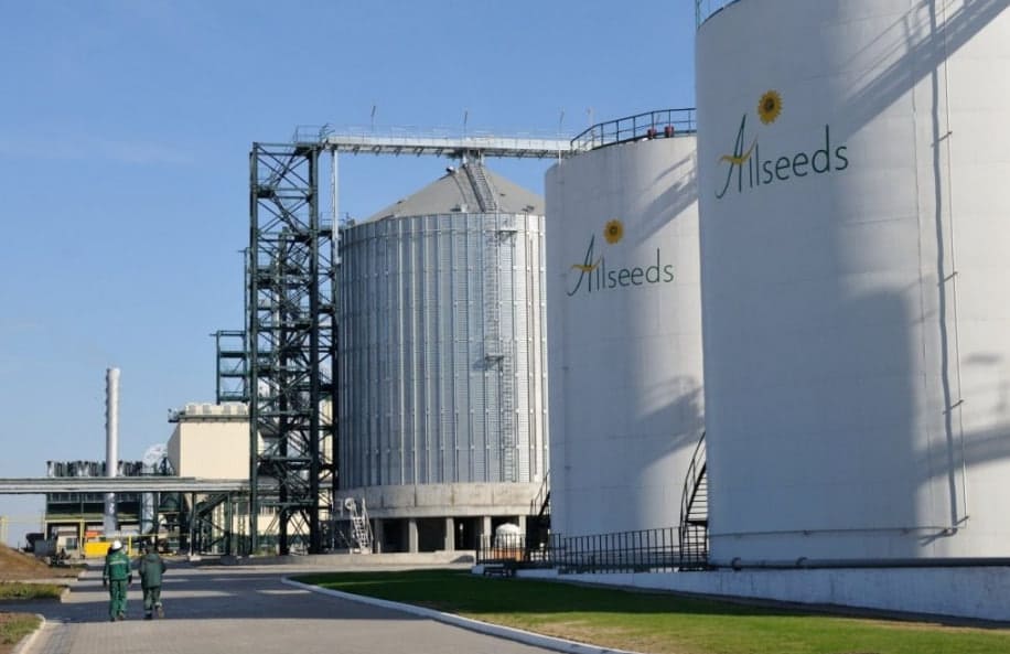 Allseeds призупинила роботу на Одещині через атаки на порти: що заявила компанія