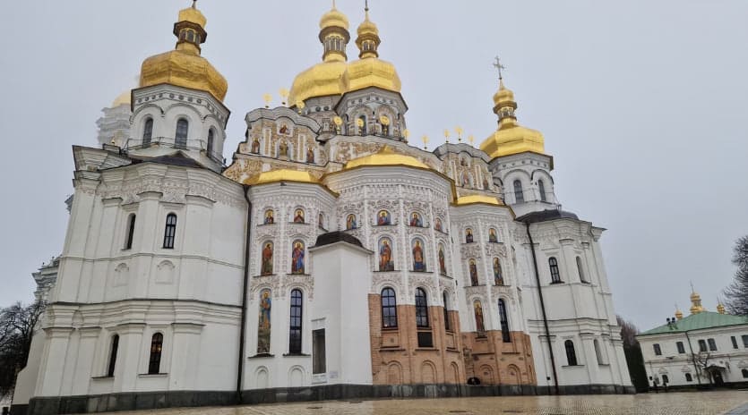 Яке завтра свято, 14 серпня 2026 року: церковна дата, іменини та що не можна робити