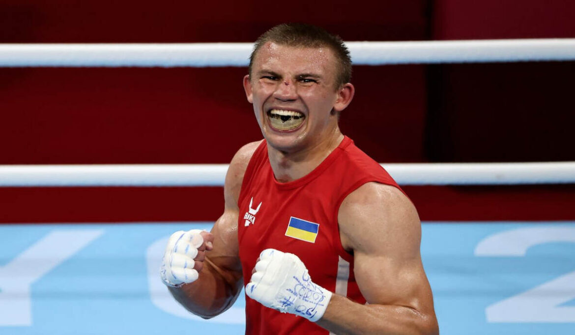 Олександр Хижняк — Дурвал Еліас Паласіо 22 серпня: о котрій титульний бій і де дивитися онлайн