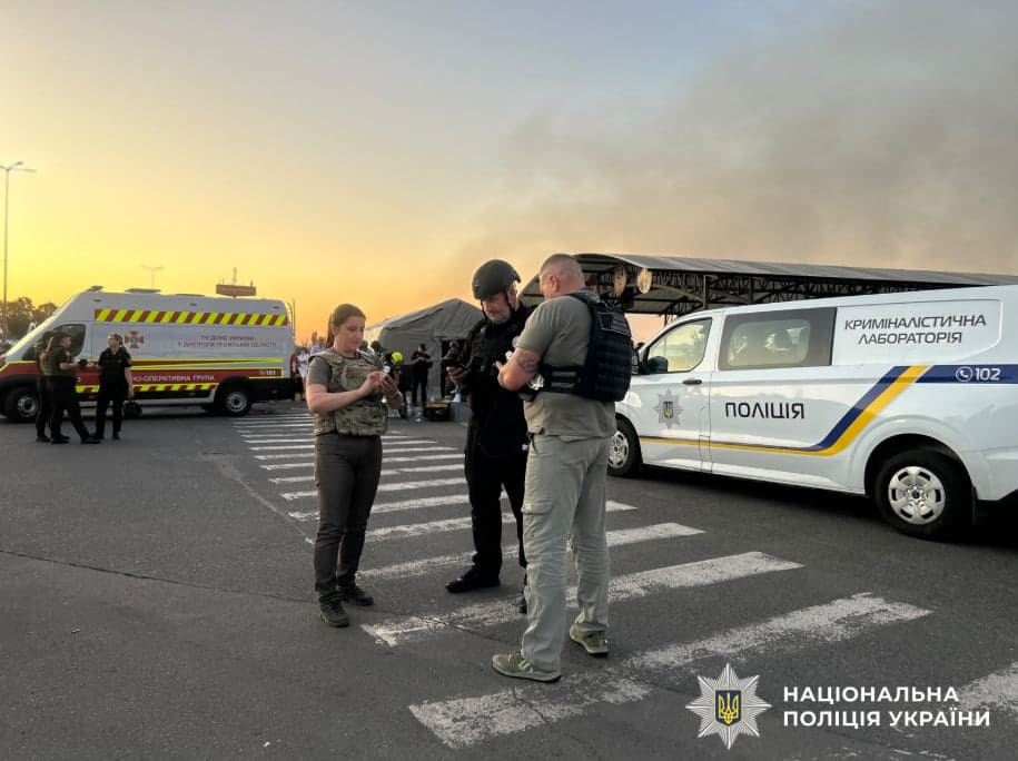 У Кривому Розі день жалоби перенесли на 22 серпня: що відомо після удару по ТЦ