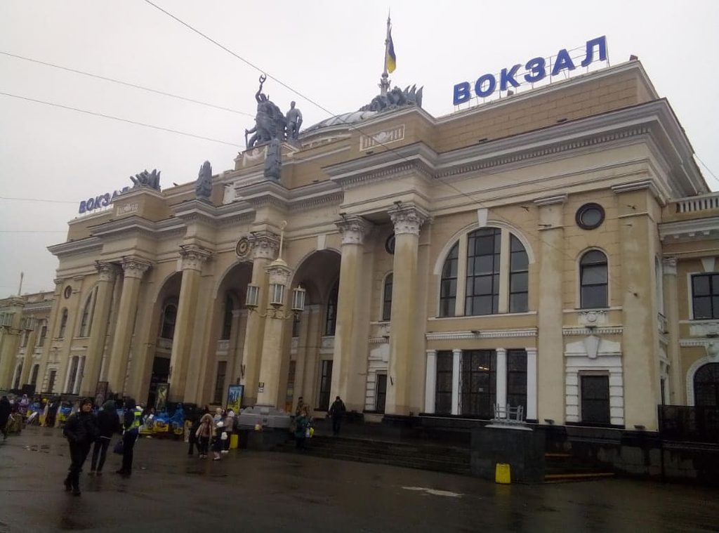 Поїзд №147 Житомир—Одеса після удару 23 серпня: що з пасажирами та рухом