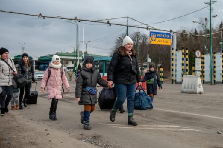 Тимчасовий захист у ЄС: кому треба підтверджувати військовий обов'язок і кого нове правило не стосується