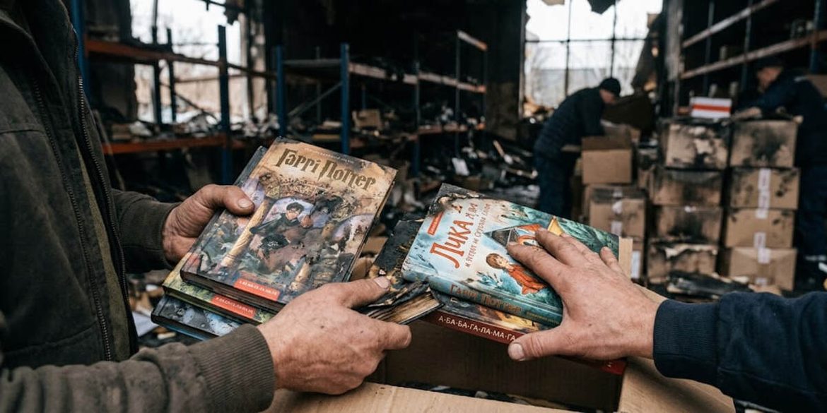«А-БА-БА-ГА-ЛА-МА-ГА» втратила склад: що буде з відправленням книжок